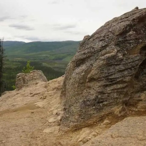 a rocky mountain